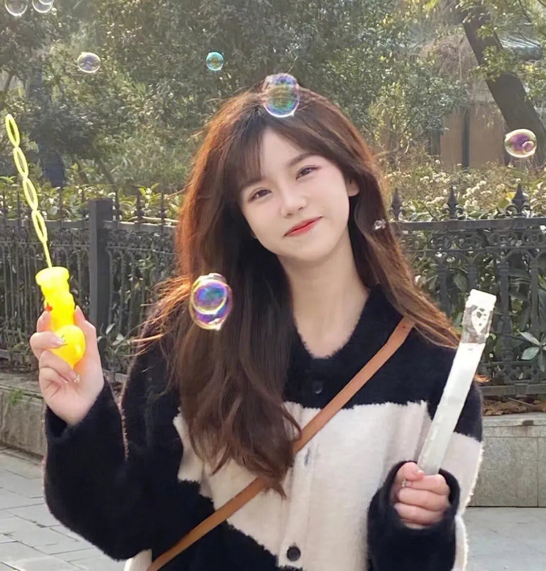 离婚后我的魔帝身份藏不住了